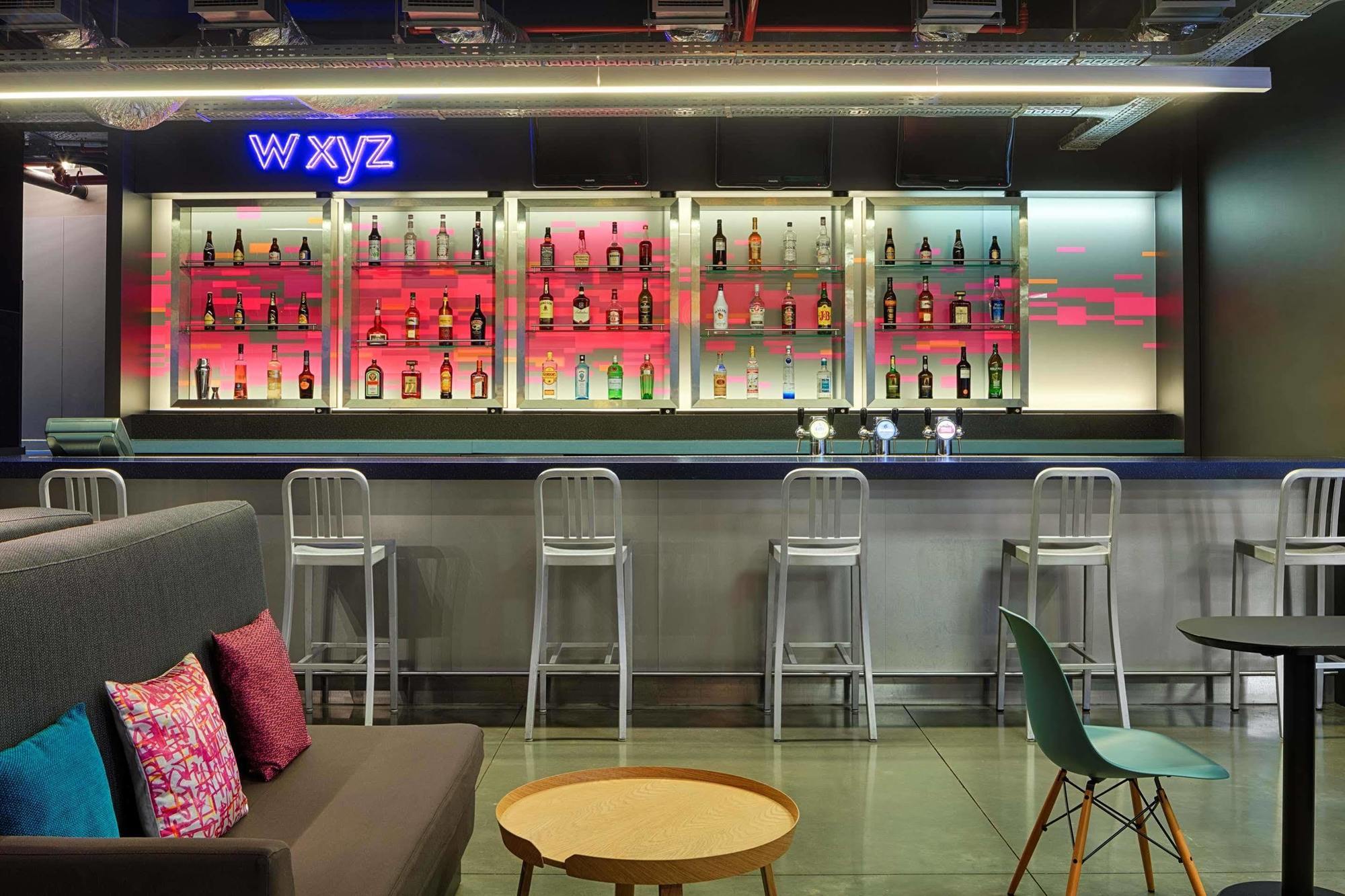 Aloft Schuman