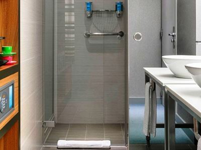 Hotel Aloft Schuman 3*